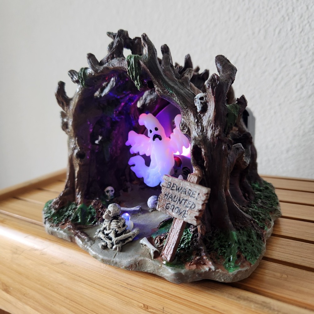 RARE Lemax Spooky Town Collection Haunted Grove 2006 Light Up Ghost Cave Retired - Picture 6 of 16